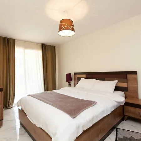 D'azur Riou 3* קאן