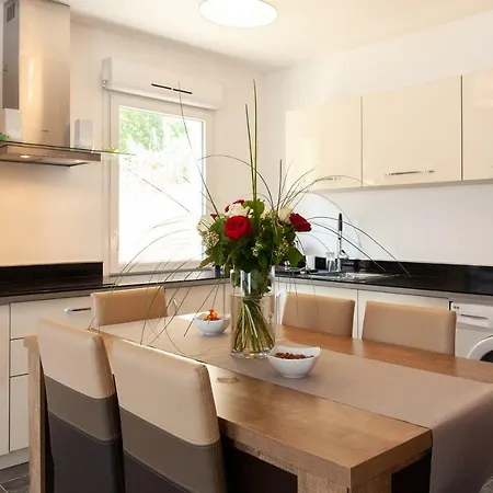 Hotel D'azur Riou 3*