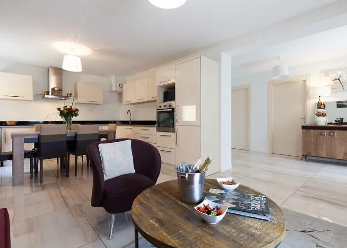 Hotel D'azur Riou Cannes