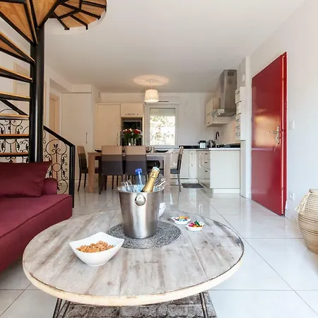 D'azur Riou Aparthotel 2*