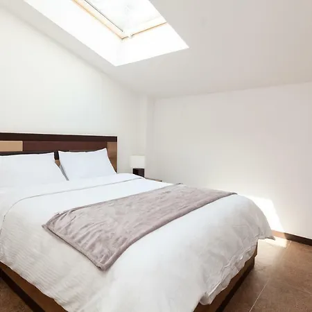 Aparthotel D'azur Riou