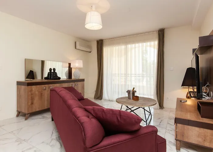 Hotel D'azur Riou